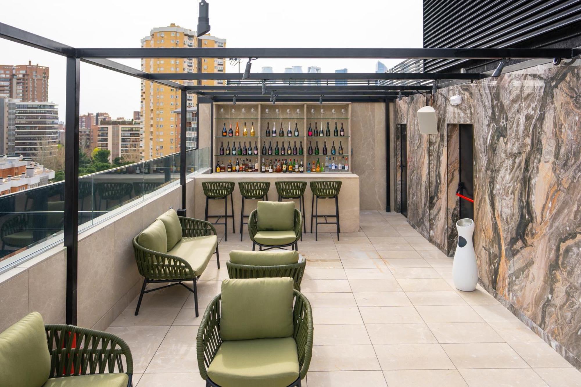 Hotel Pinar Plaza مدريد المظهر الخارجي الصورة