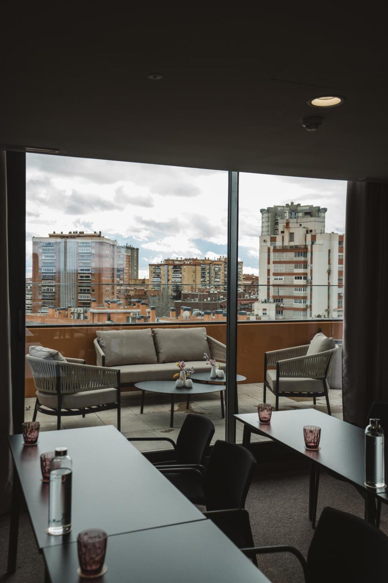 Hotel Pinar Plaza مدريد المظهر الخارجي الصورة